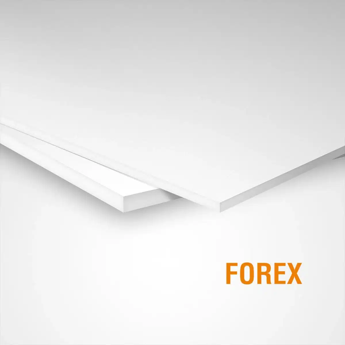 Due lastre di forex su sfondo bianco
