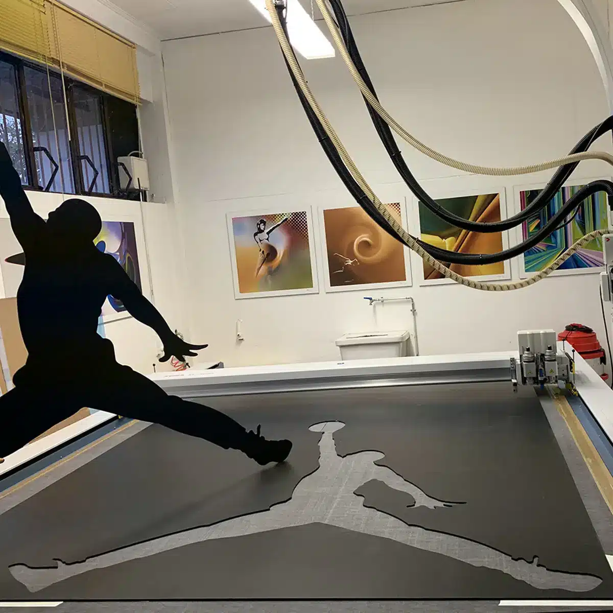 Immagine sagomata di un giocatore di basket