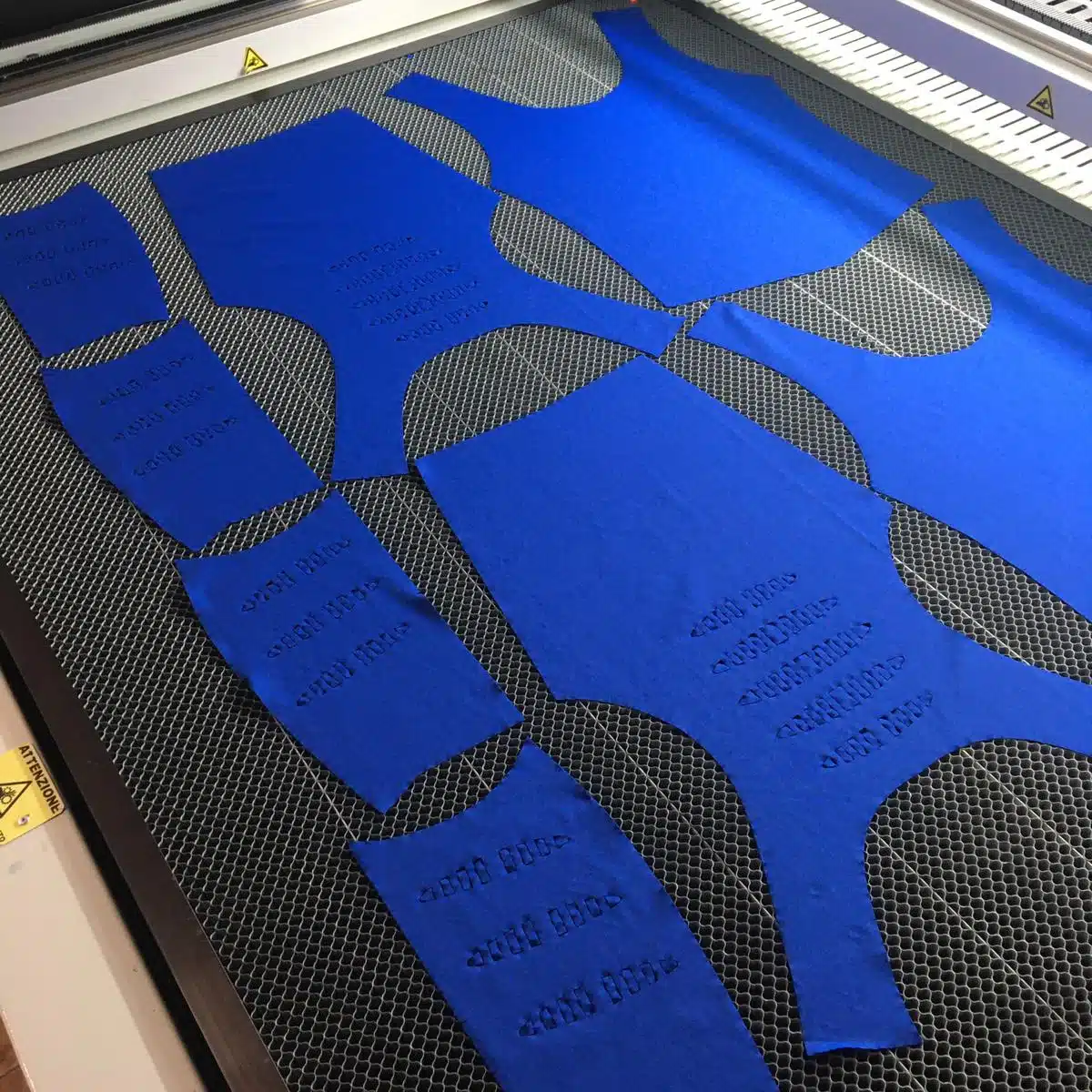 Tessuto blu personalizzato per progetto su misura